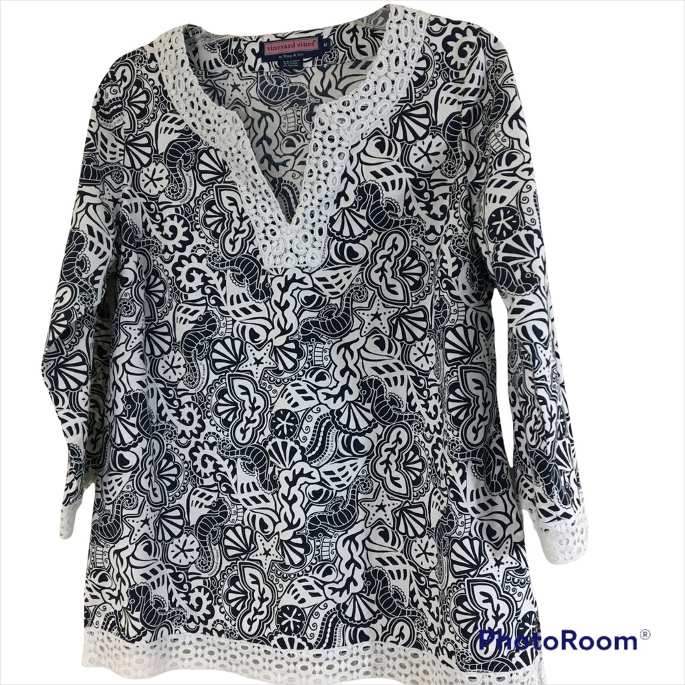 Vineyard Vines by Shep & Ian Navy White Lace Edged Top Sz M Seahorses Shells